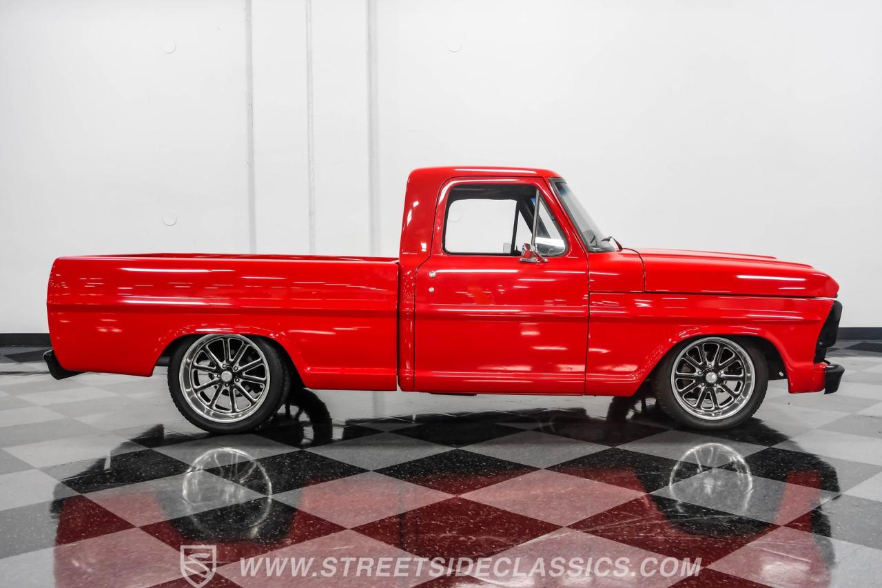 1967 Ford F-100