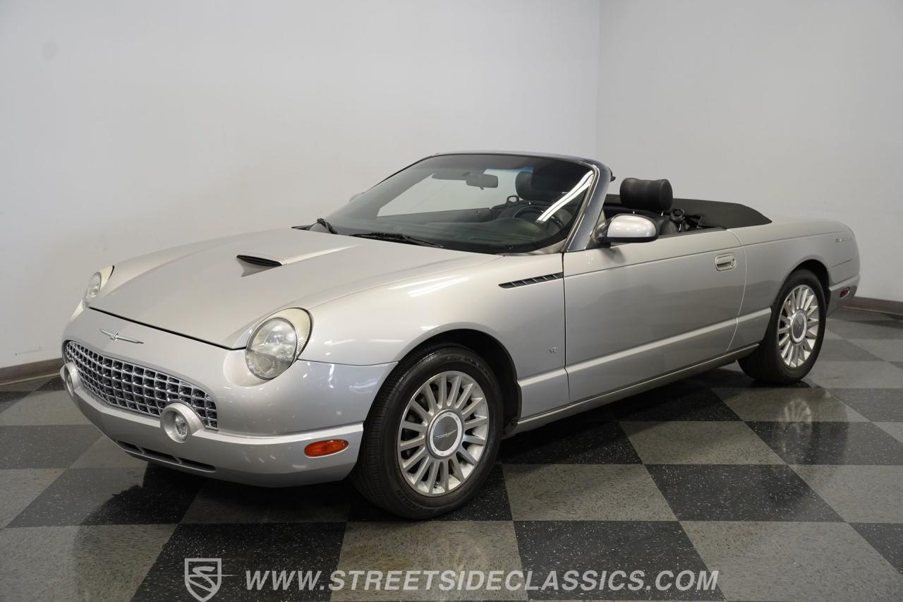 2004 Ford Thunderbird