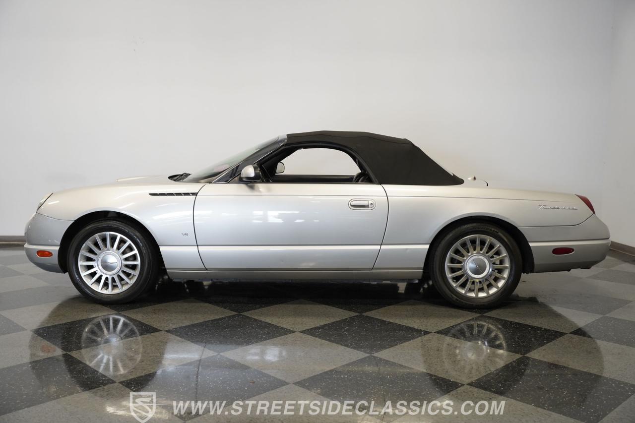 2004 Ford Thunderbird