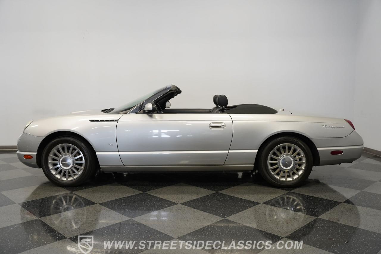 2004 Ford Thunderbird