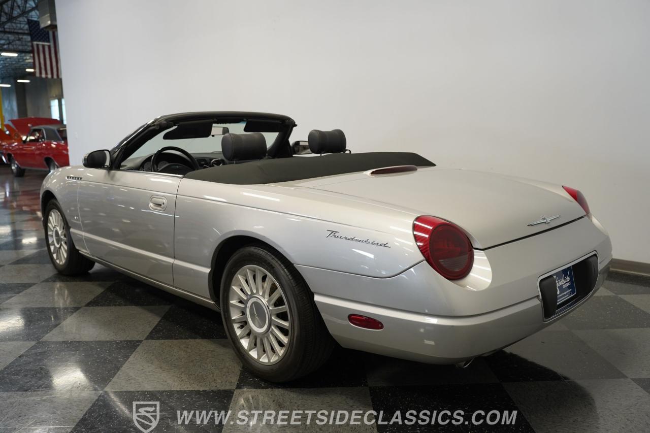 2004 Ford Thunderbird