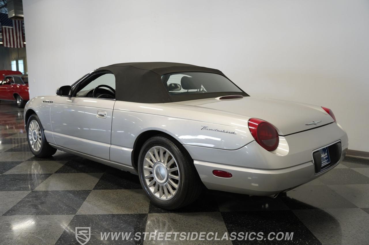 2004 Ford Thunderbird