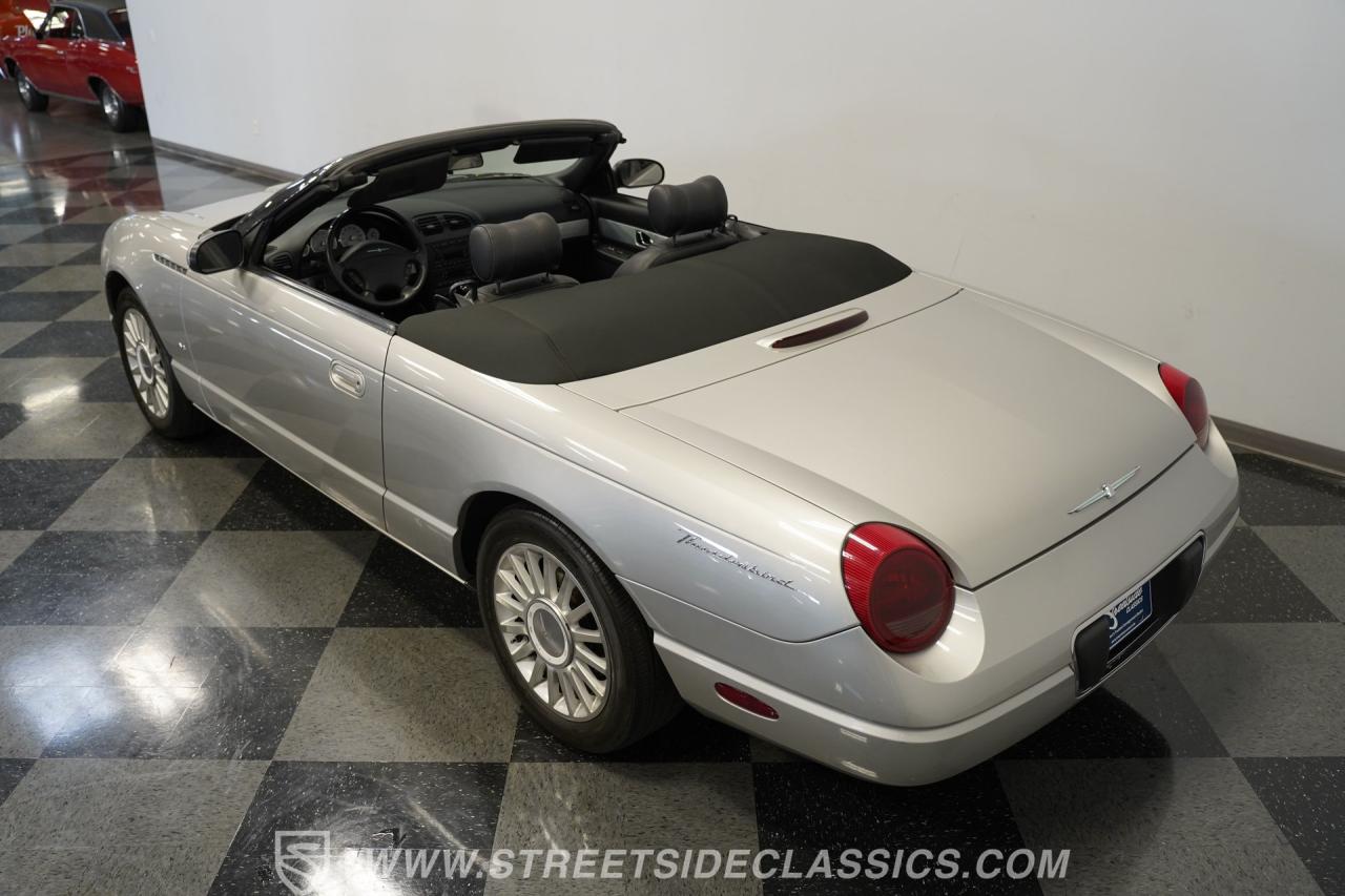 2004 Ford Thunderbird