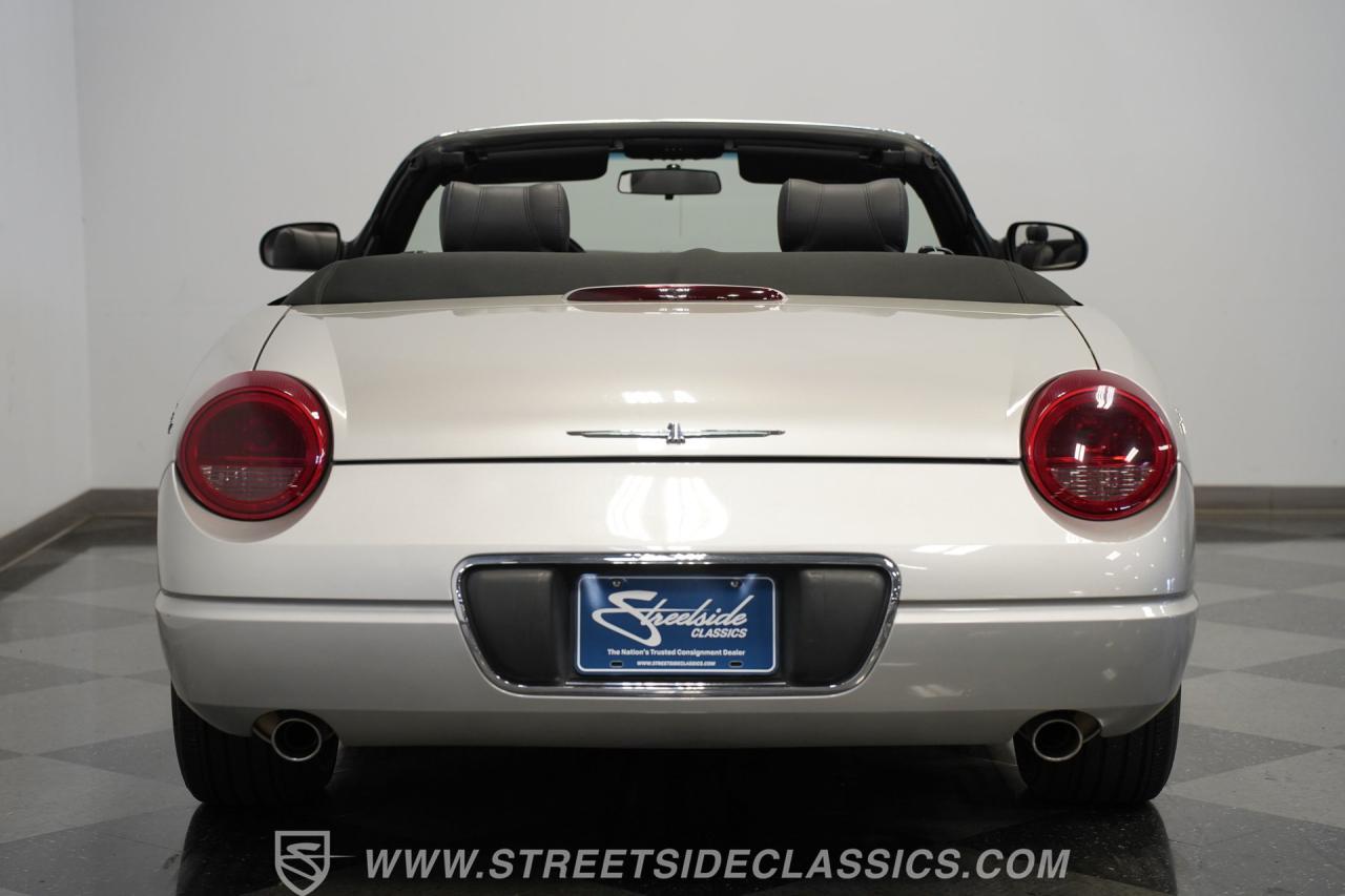 2004 Ford Thunderbird