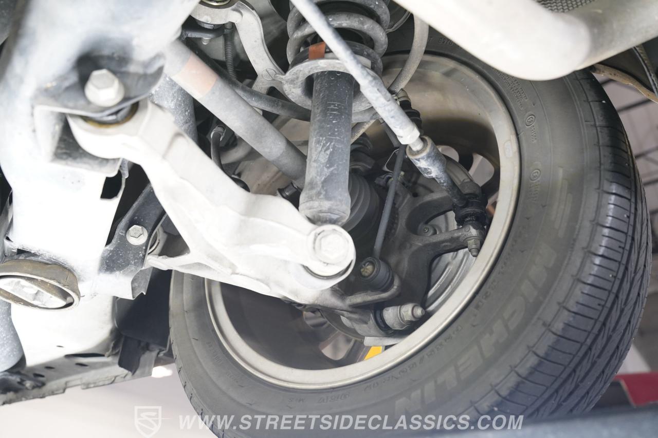 2004 Ford Thunderbird