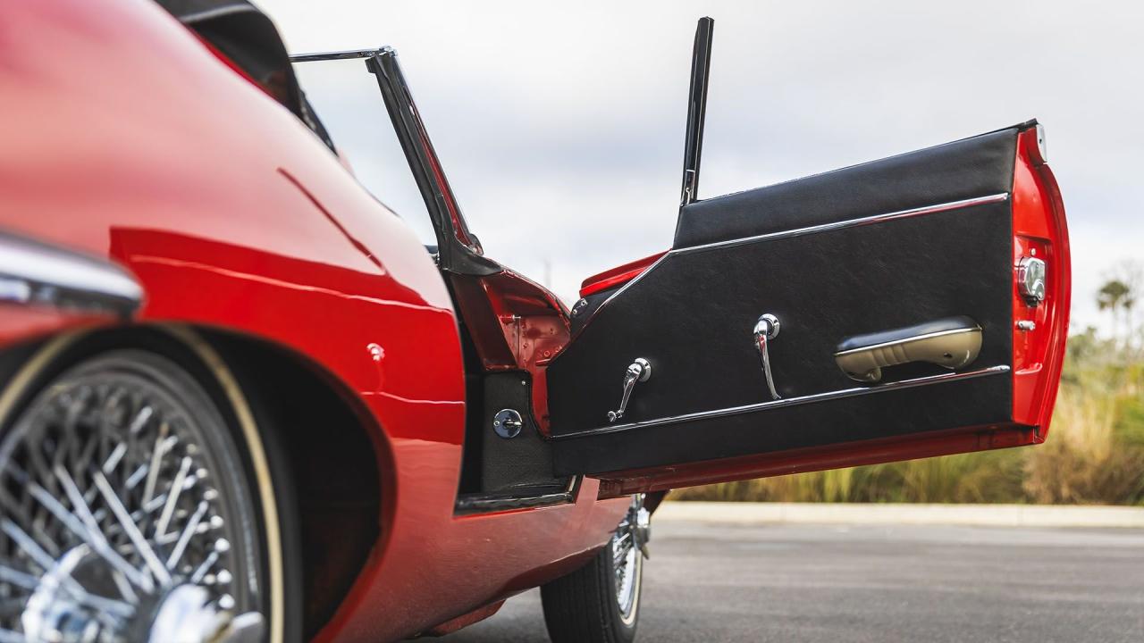 1964 Jaguar E-Type Series 1 3.8 Roadster