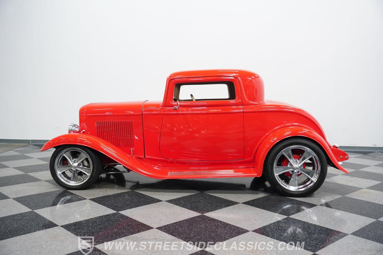 1932 Ford 3-Window Coupe