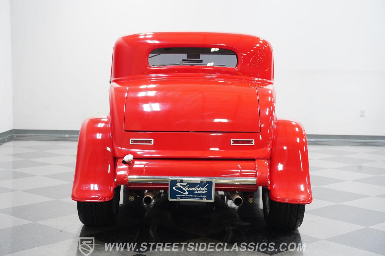 1932 Ford 3-Window Coupe