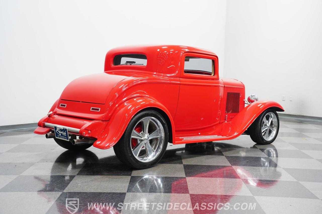 1932 Ford 3-Window Coupe