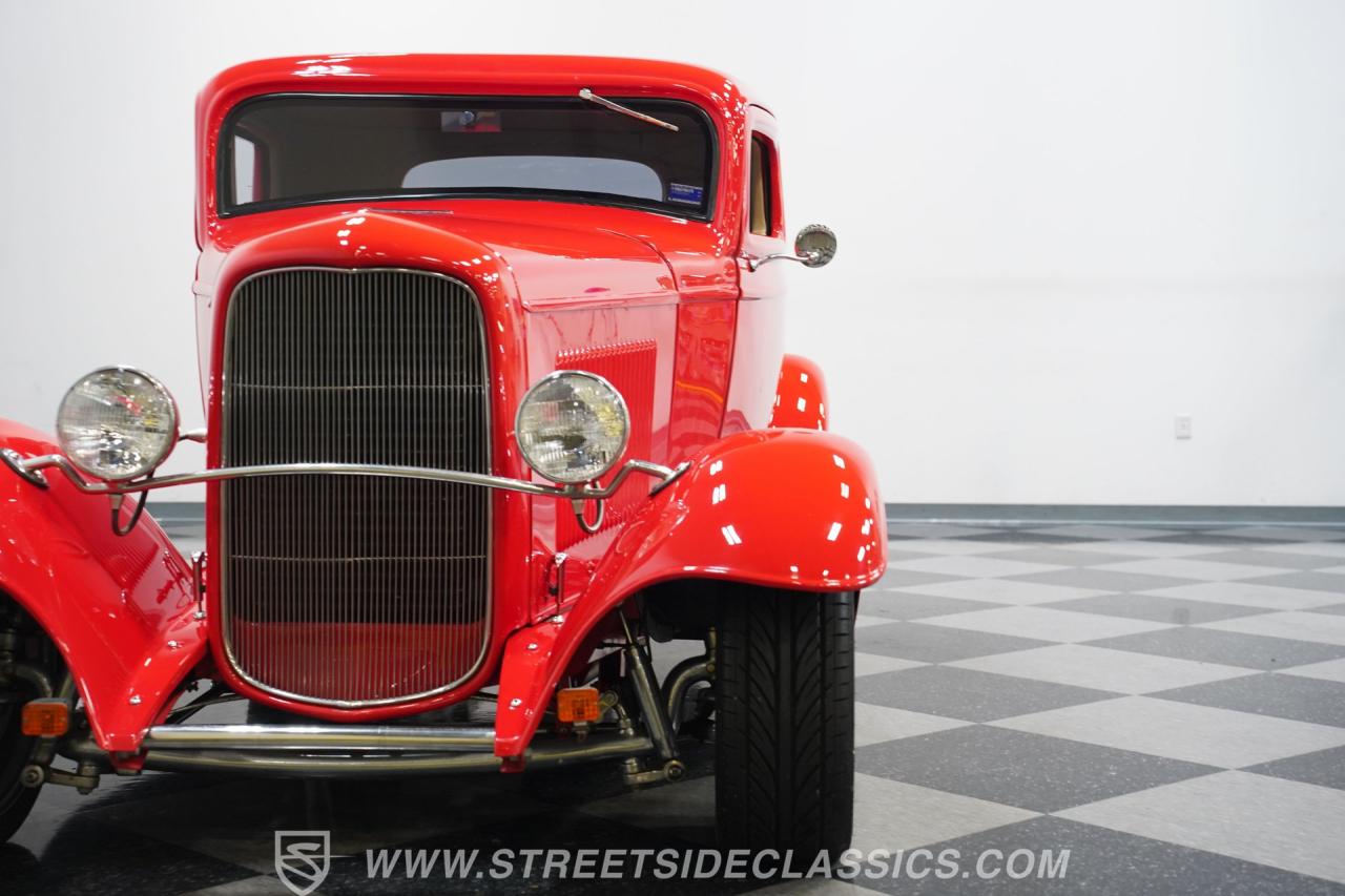 1932 Ford 3-Window Coupe