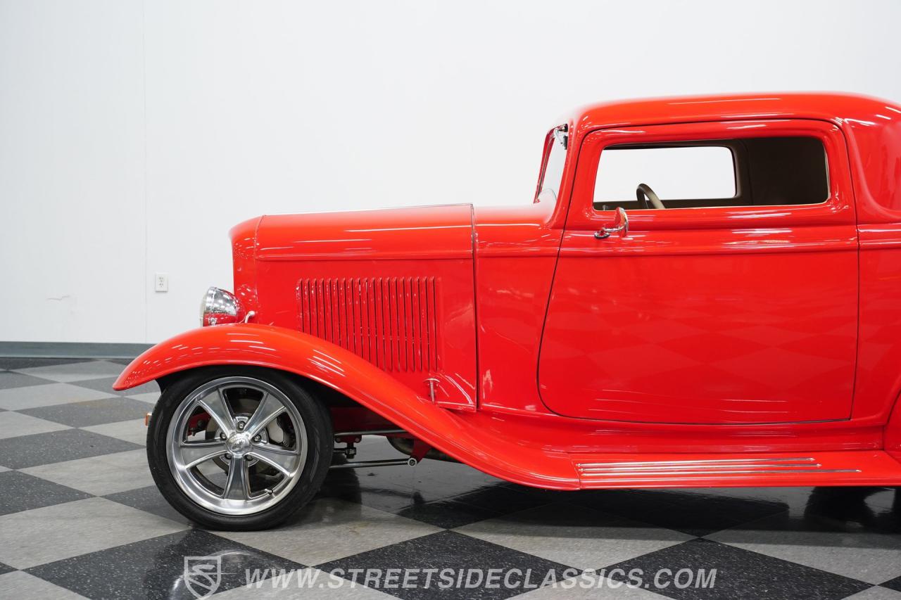 1932 Ford 3-Window Coupe