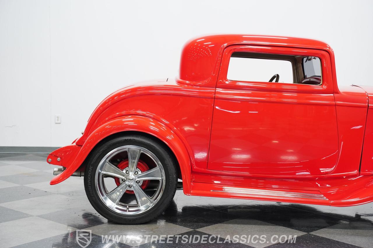 1932 Ford 3-Window Coupe