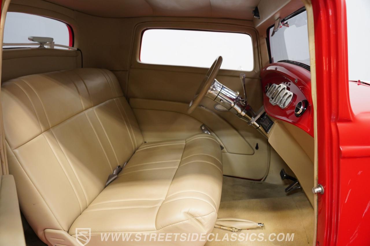 1932 Ford 3-Window Coupe