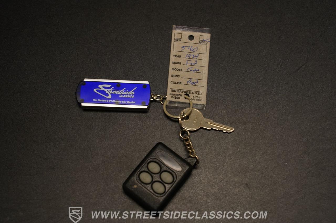 1932 Ford 3-Window Coupe