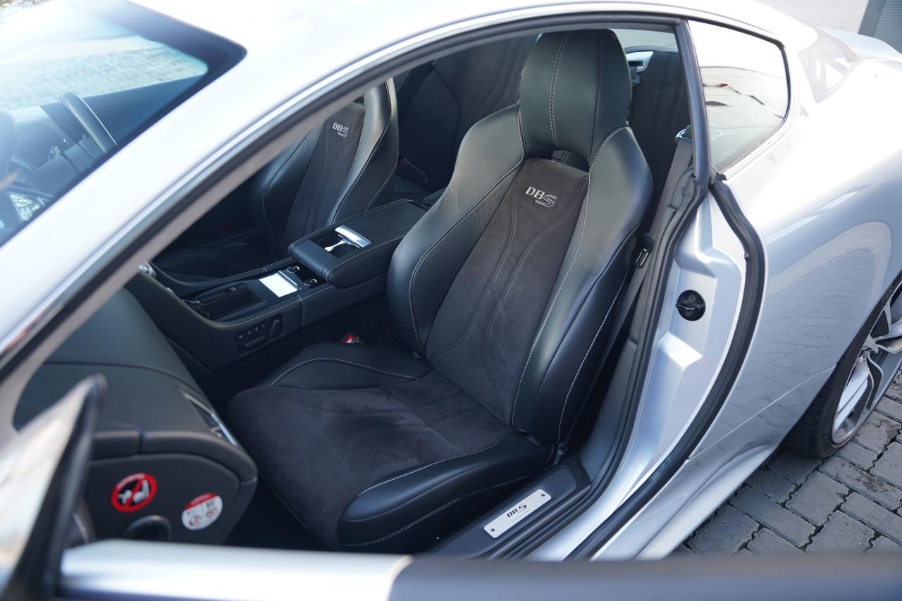 2011 Aston Martin DBS