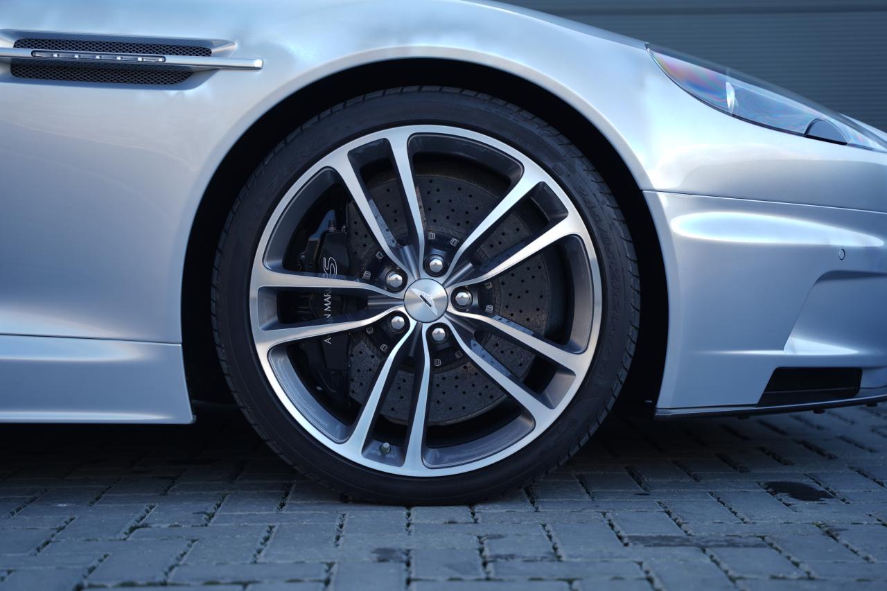 2011 Aston Martin DBS