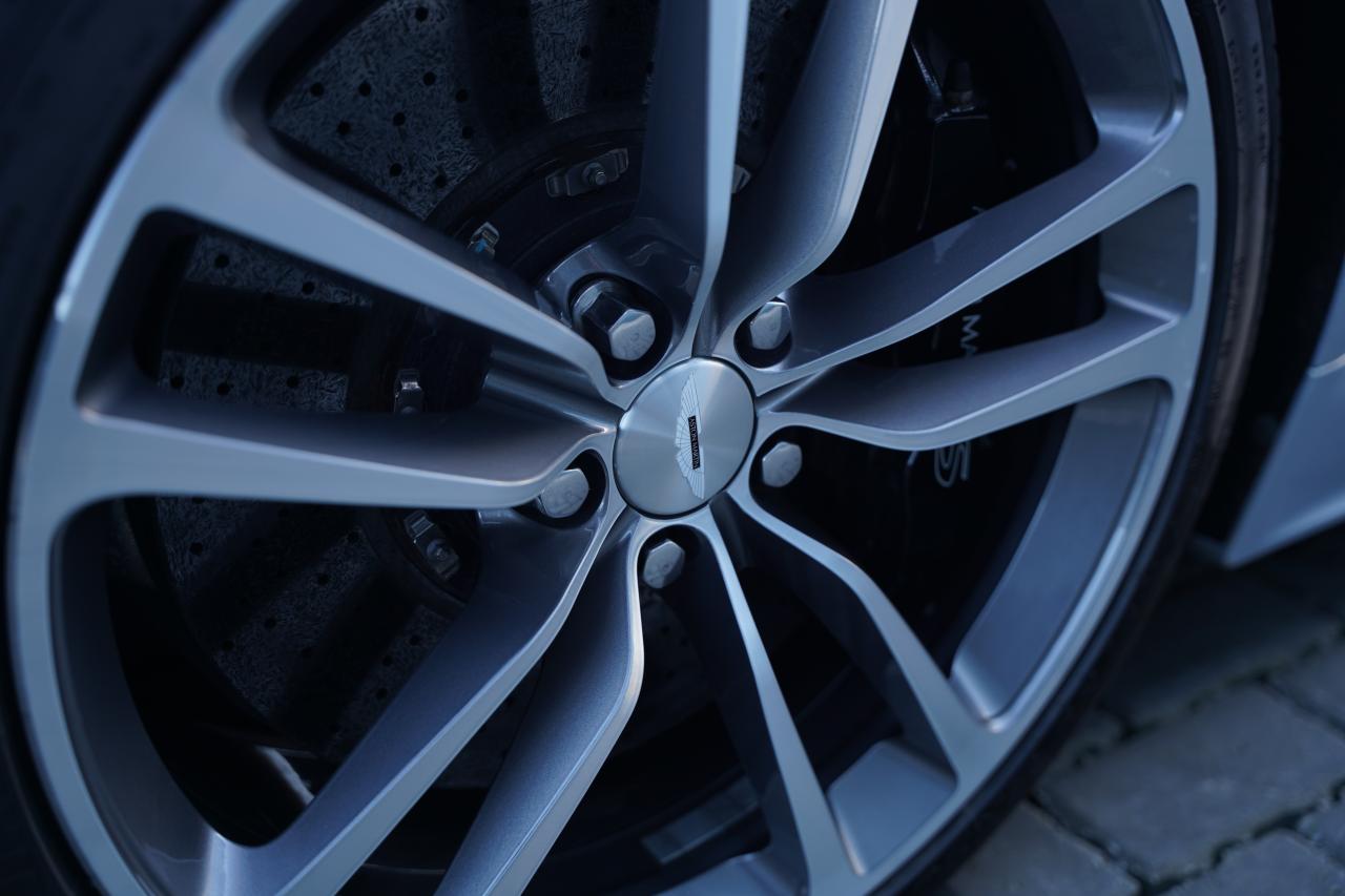 2011 Aston Martin DBS