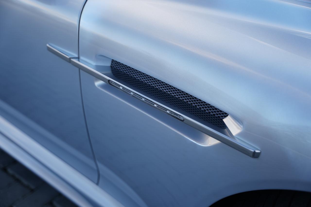 2011 Aston Martin DBS