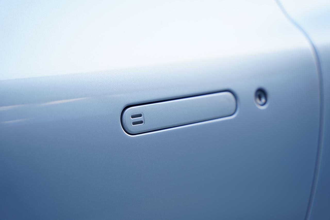 2011 Aston Martin DBS