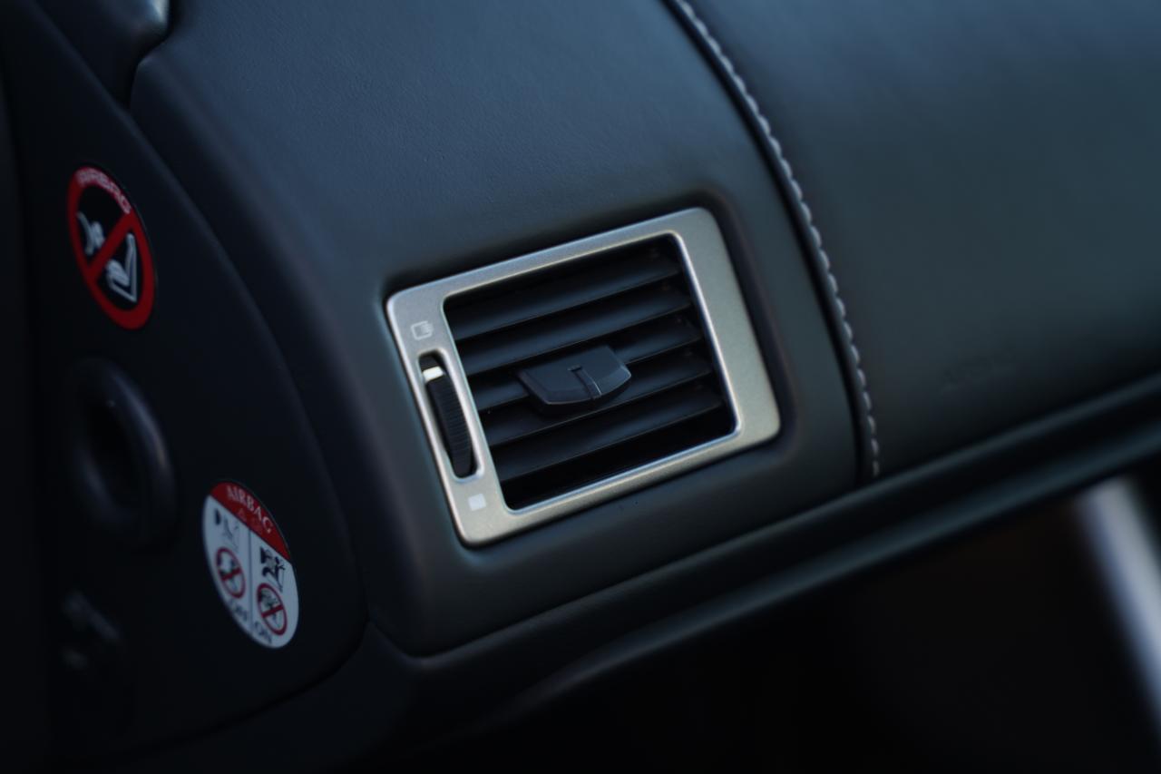 2011 Aston Martin DBS