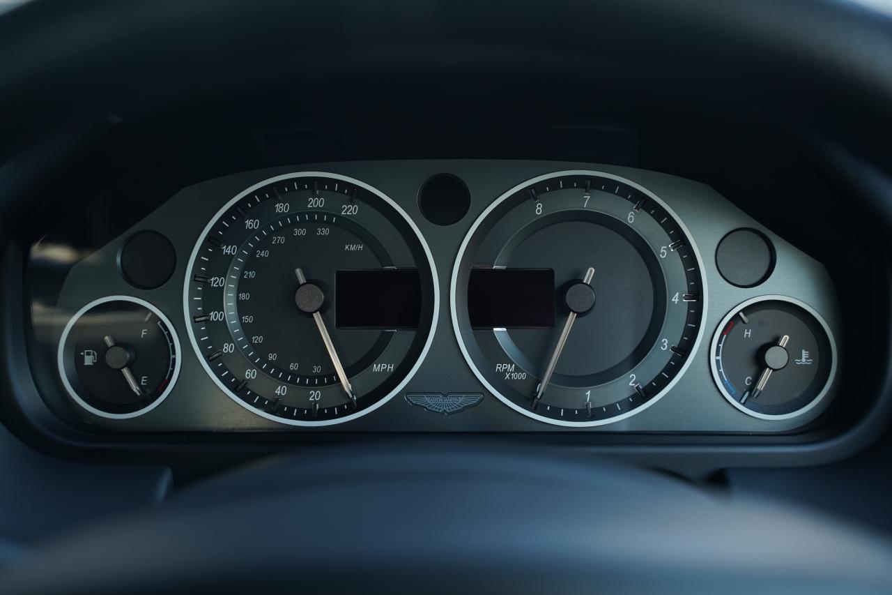 2011 Aston Martin DBS