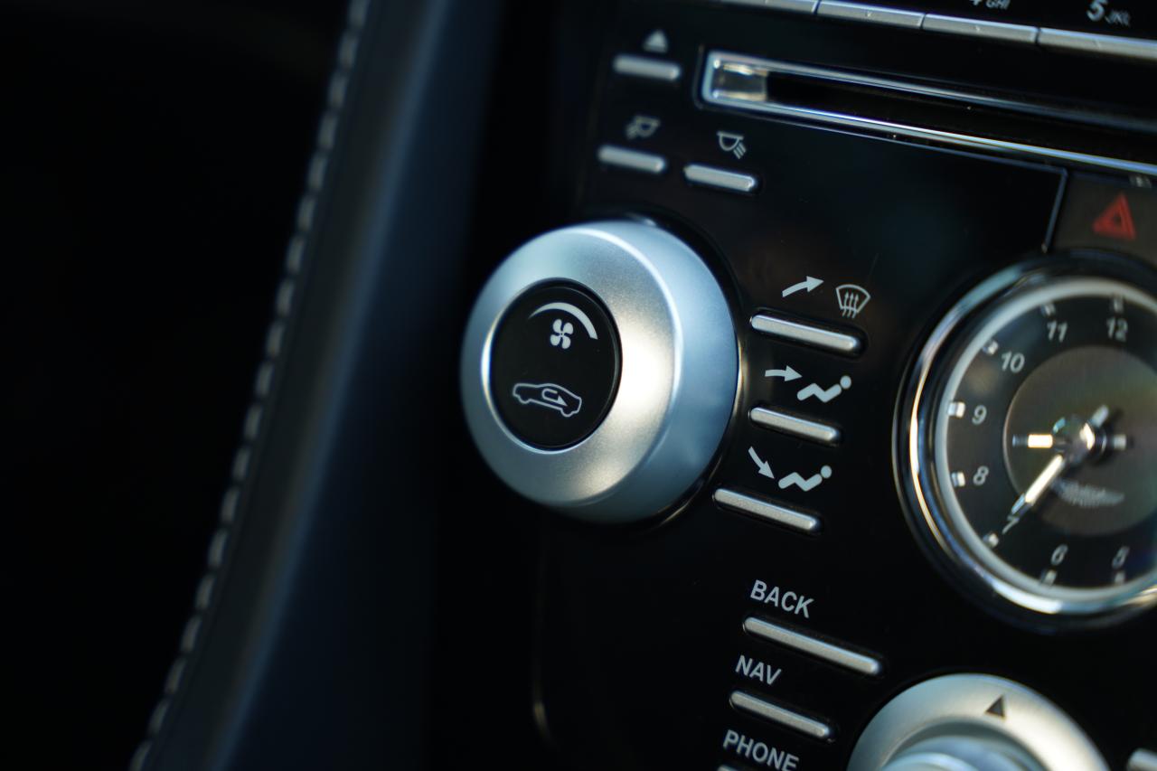 2011 Aston Martin DBS