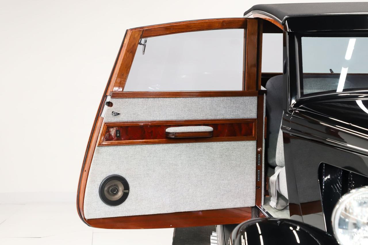 1933 Ford Custom  Woody