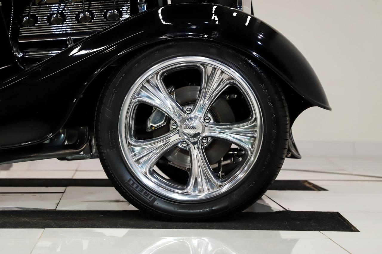 1933 Ford Custom  Woody