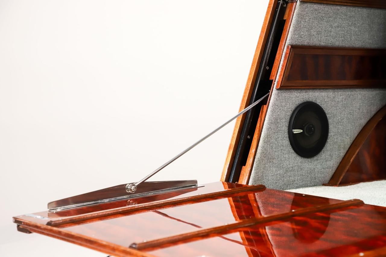 1933 Ford Custom  Woody