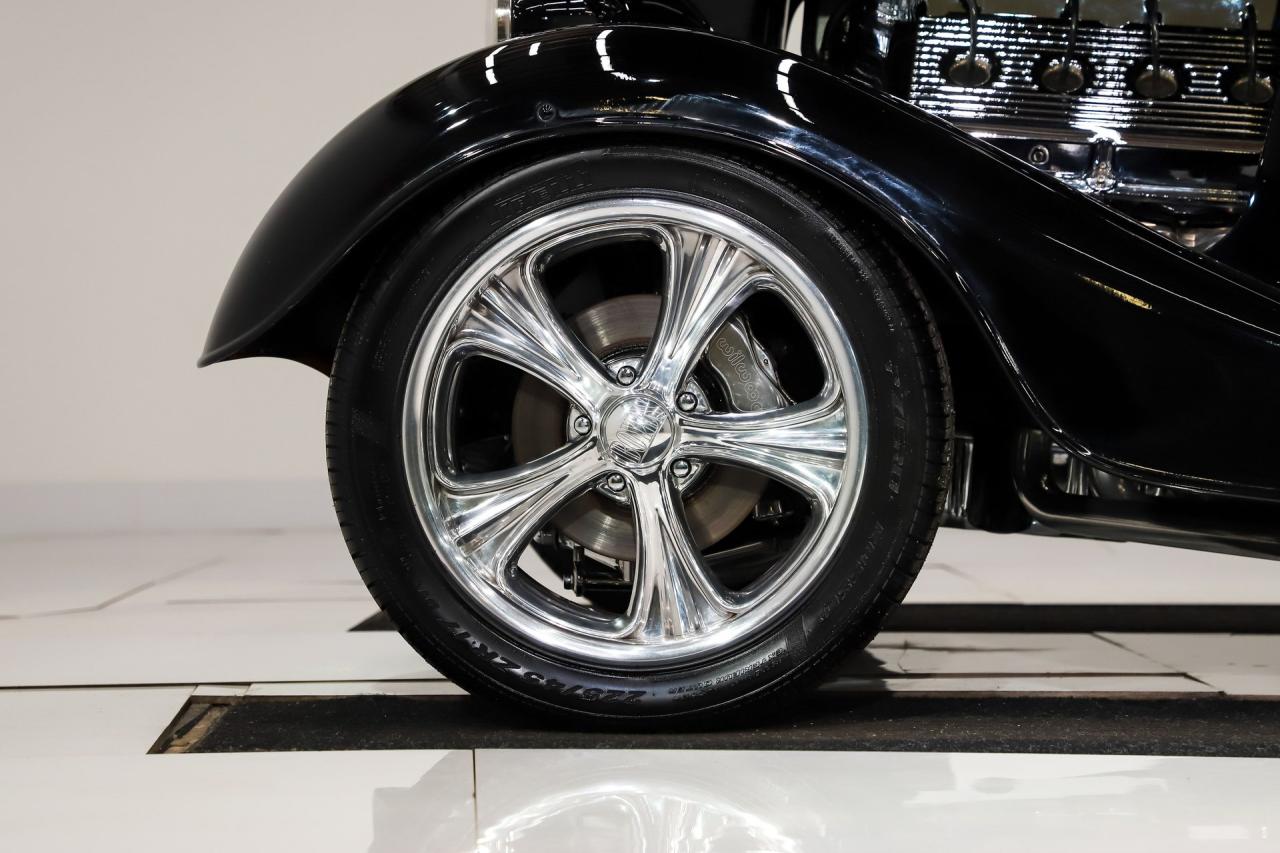 1933 Ford Custom  Woody