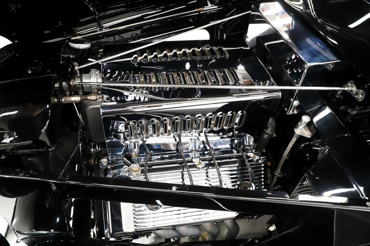 1933 Ford Custom  Woody