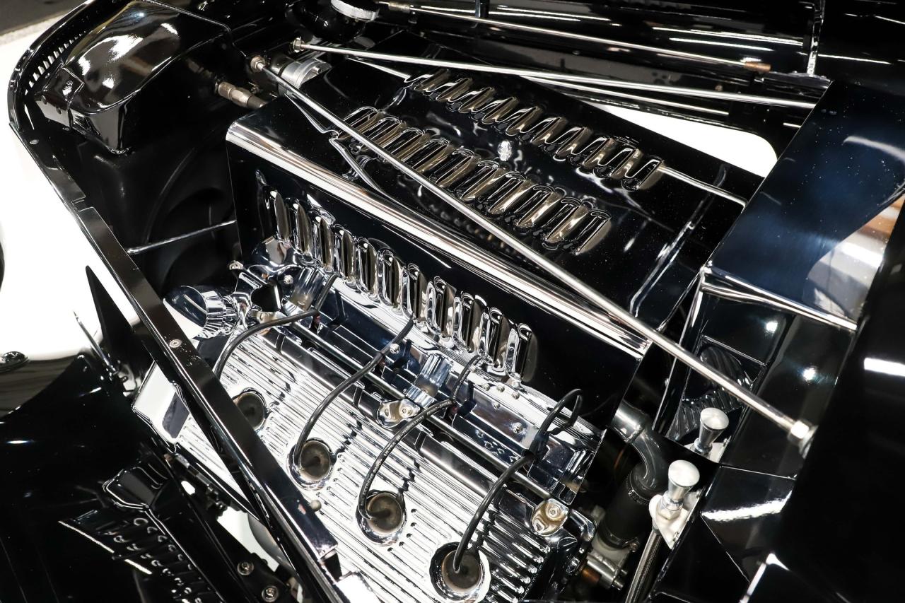 1933 Ford Custom  Woody