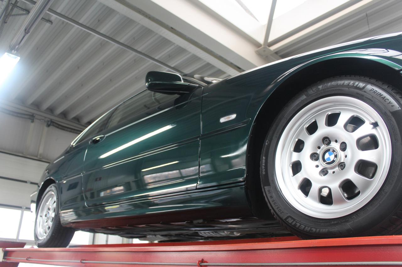 2001 BMW 323 Ci Coup&eacute; Farngr&uuml;n &ldquo;25.000 kilometers&rdquo;