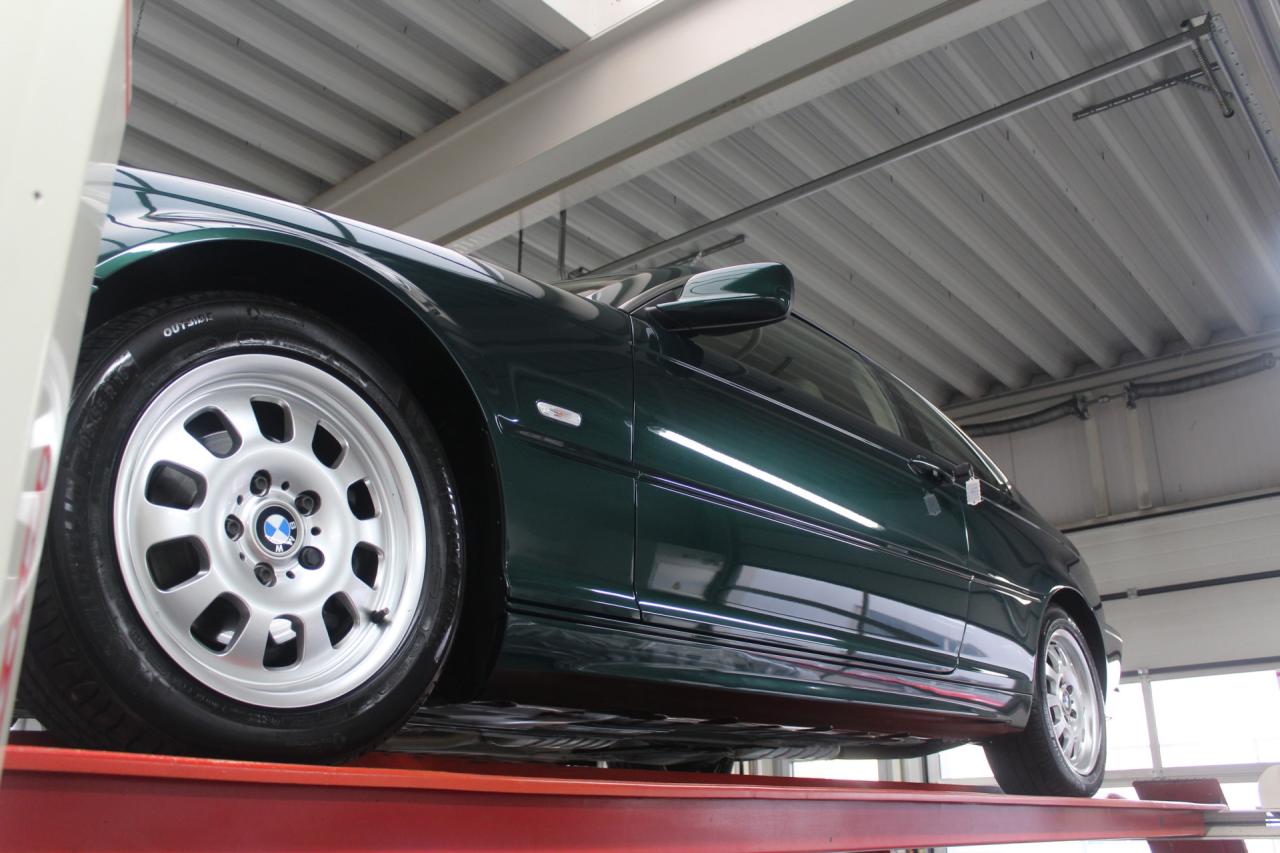 2001 BMW 323 Ci Coup&eacute; Farngr&uuml;n &ldquo;25.000 kilometers&rdquo;