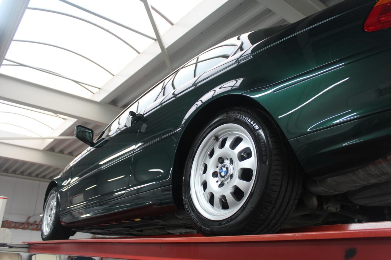 2001 BMW 323 Ci Coup&eacute; Farngr&uuml;n &ldquo;25.000 kilometers&rdquo;