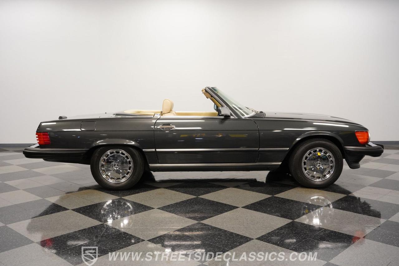 1989 Mercedes - Benz 560SL R107