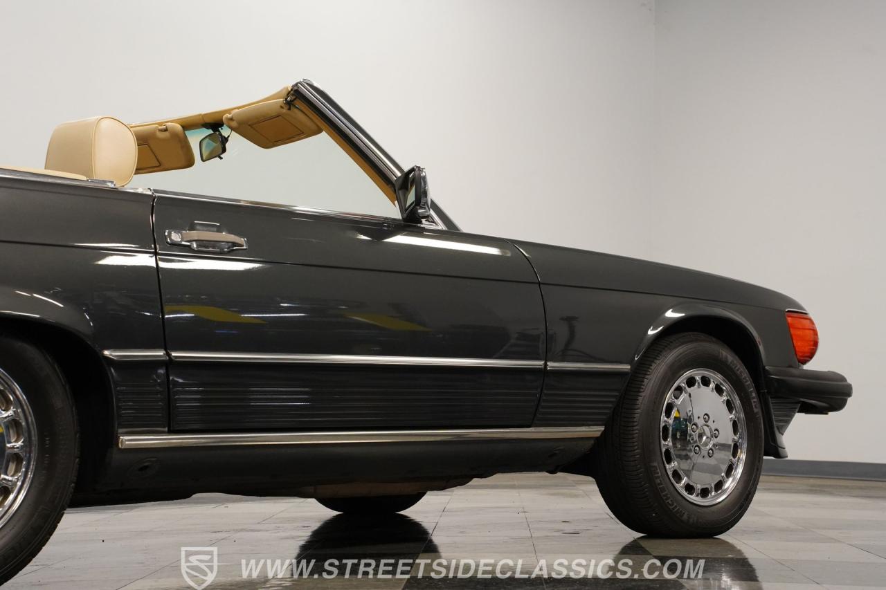 1989 Mercedes - Benz 560SL R107