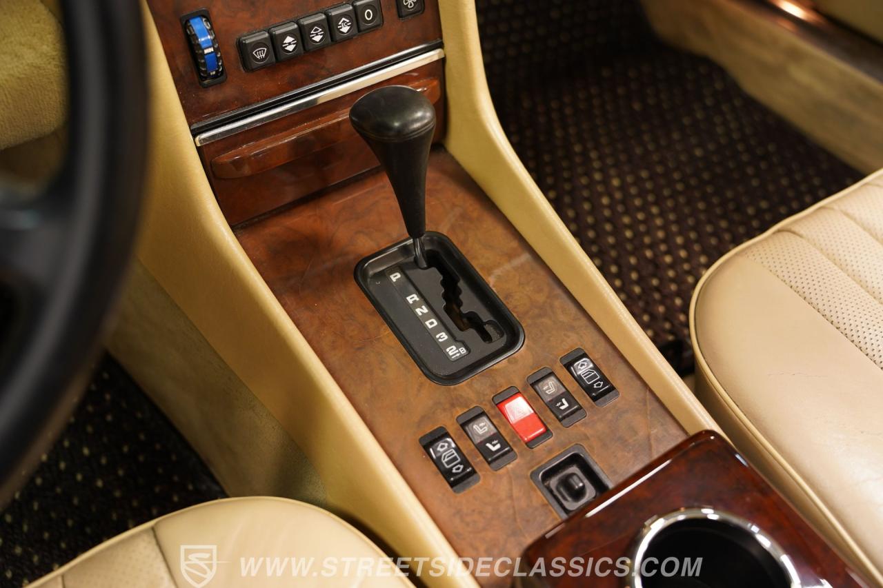 1989 Mercedes - Benz 560SL R107