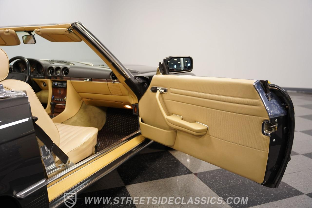 1989 Mercedes - Benz 560SL R107