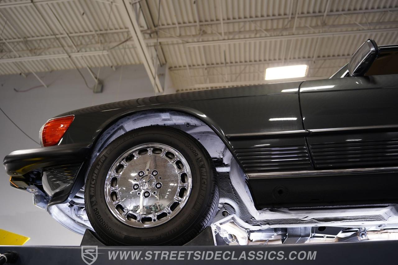 1989 Mercedes - Benz 560SL R107