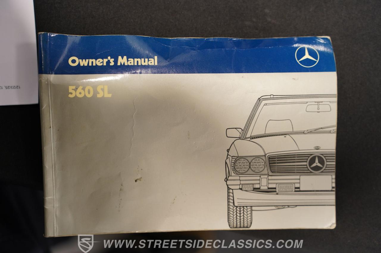 1989 Mercedes - Benz 560SL R107