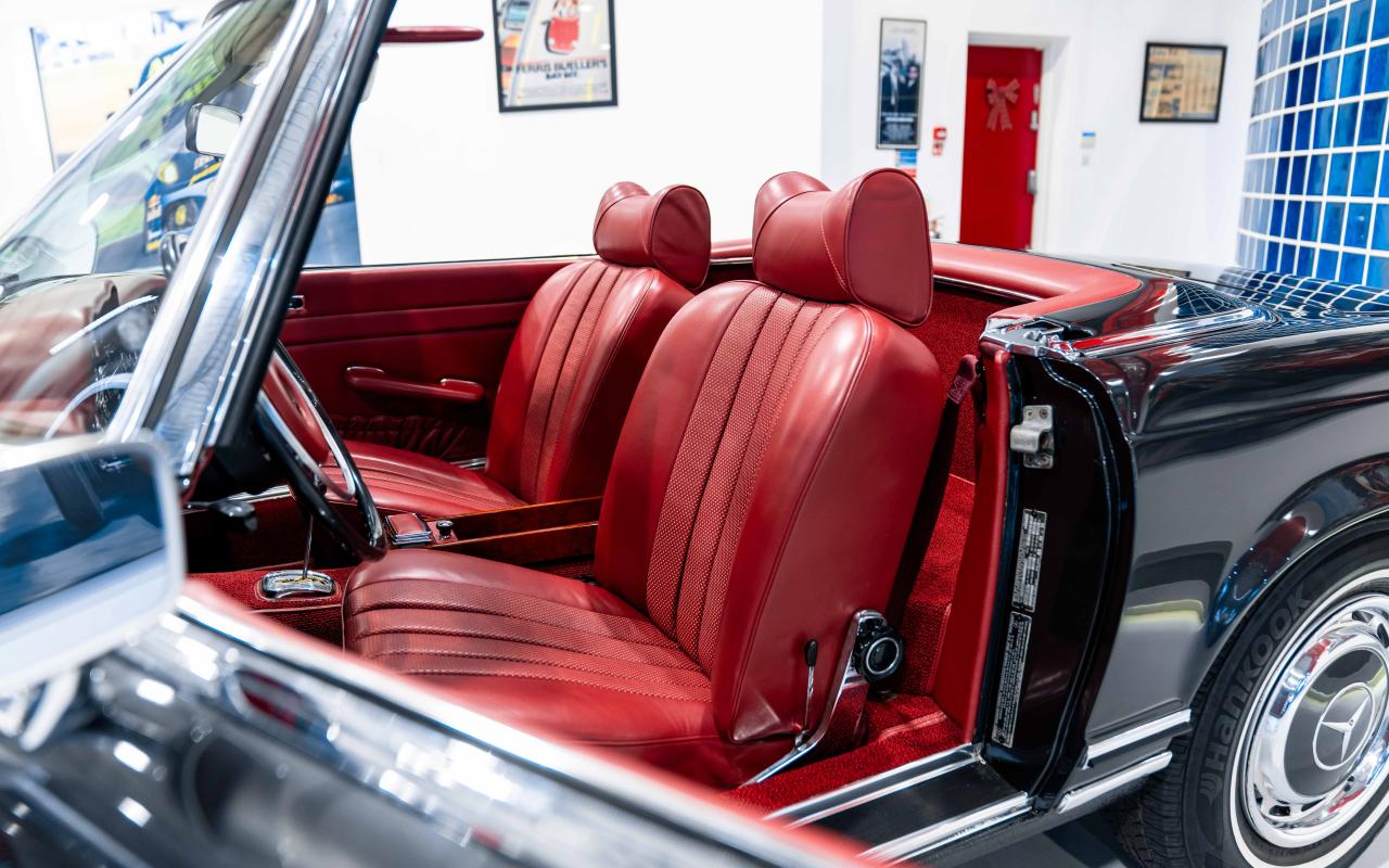 1971 Mercedes - Benz 280 SL Pagoda