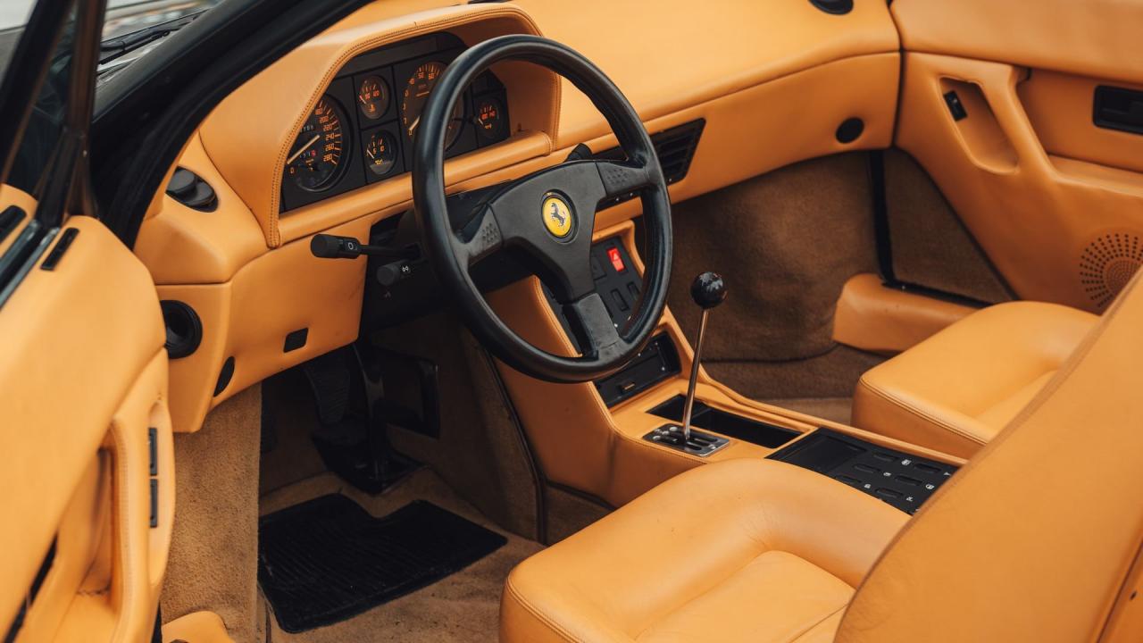 1990 Ferrari Mondial t Cabriolet