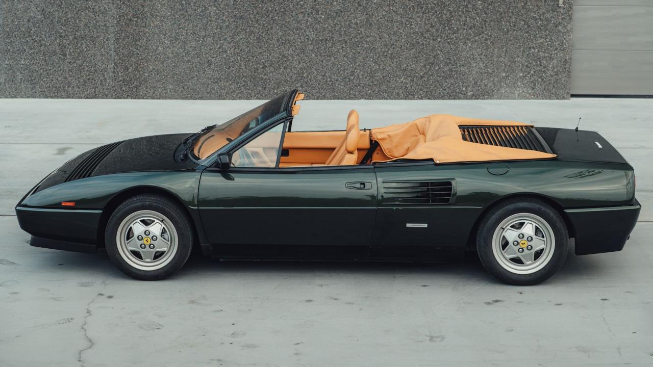 1990 Ferrari Mondial t Cabriolet