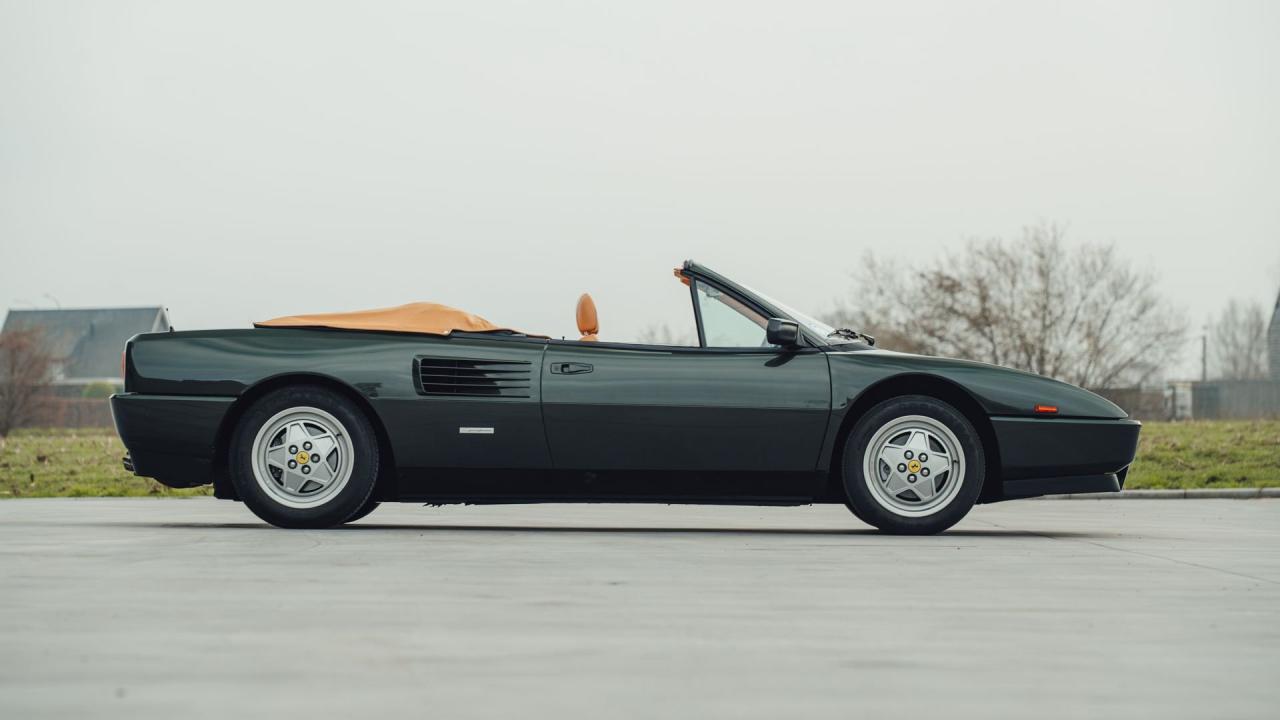 1990 Ferrari Mondial t Cabriolet