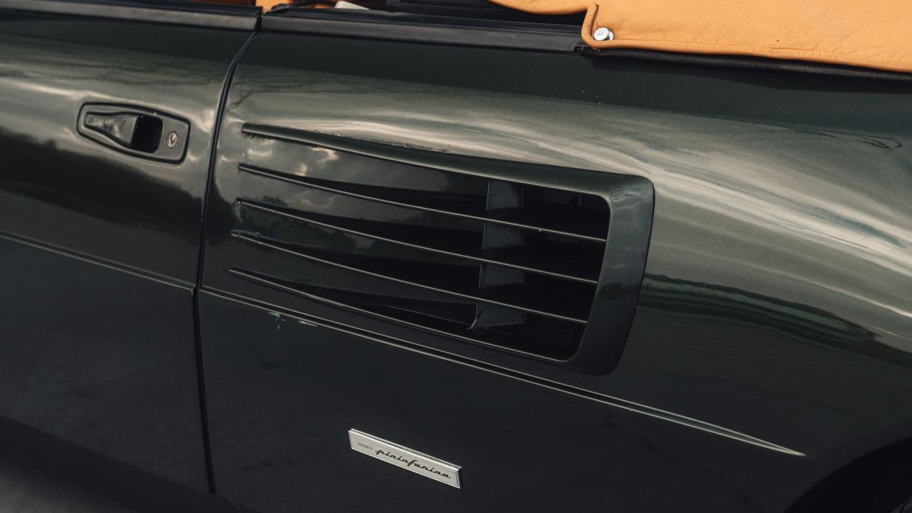 1990 Ferrari Mondial t Cabriolet