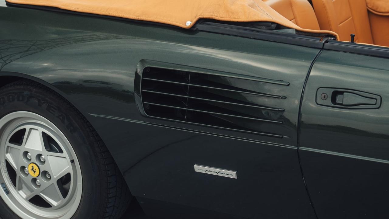 1990 Ferrari Mondial t Cabriolet