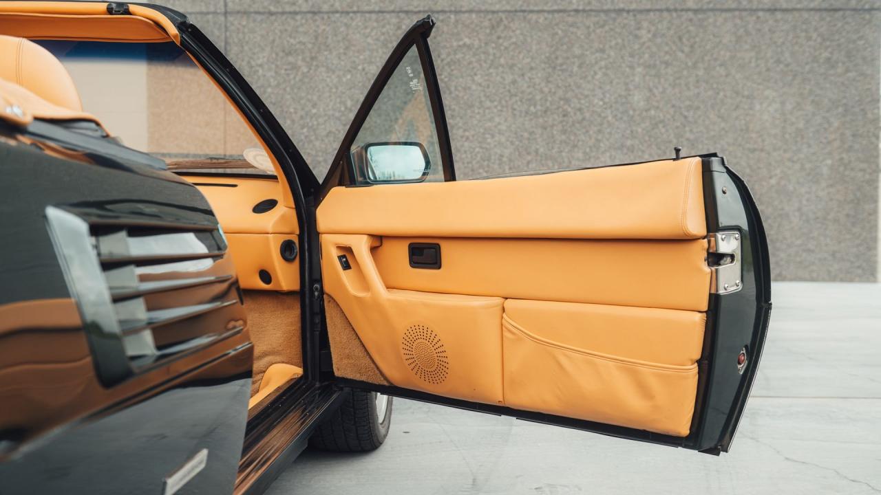 1990 Ferrari Mondial t Cabriolet