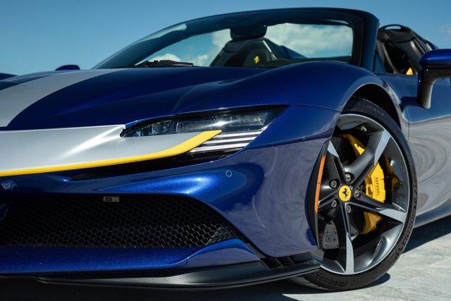 2023 Ferrari SF90 SPIDER