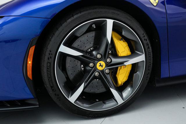 2023 Ferrari SF90 SPIDER